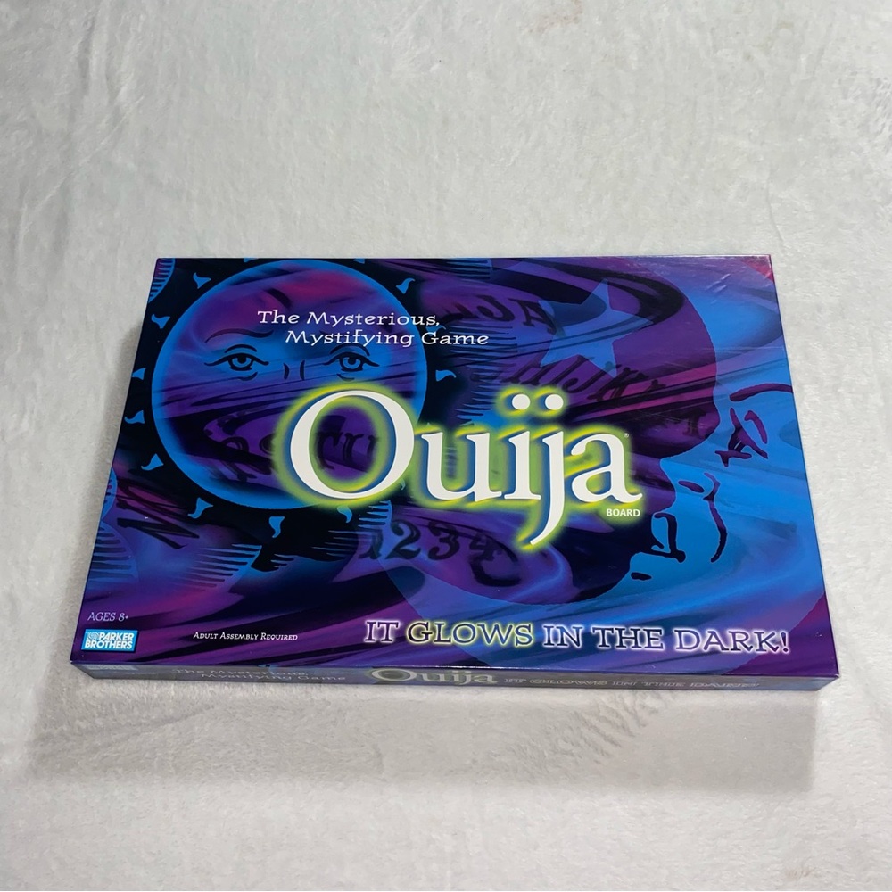 Vintage Ouija Board Glow in the Dark Complete Rare 2001 Halloween Party Game